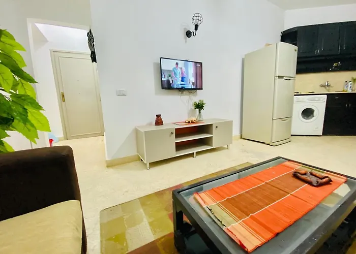 Apartment Tamburine With Wi Fi Center