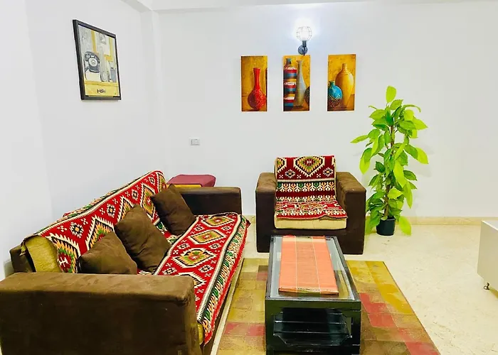 Apartment Tamburine With Wi Fi Center *