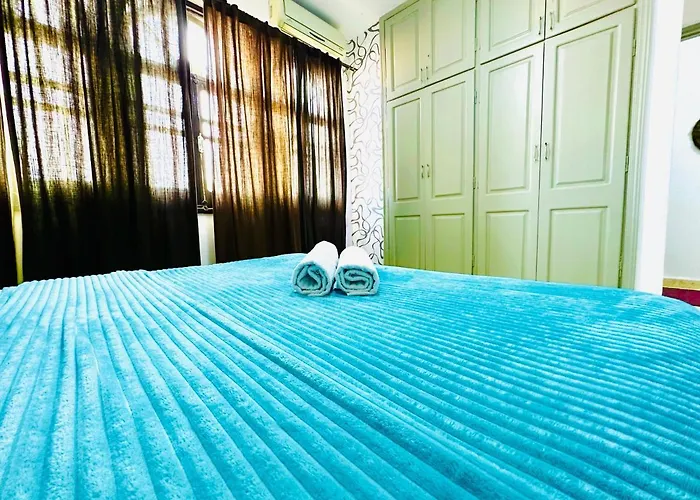 Tamburine With Wi Fi Center Apartment