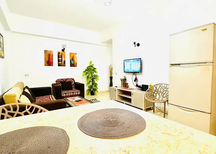 Tamburine With Wi Fi Center Apartment