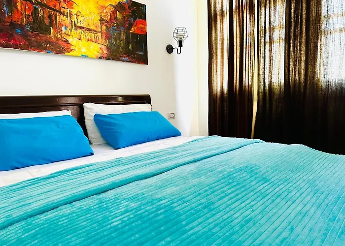 Apartment Tamburine With Wi Fi Center *
